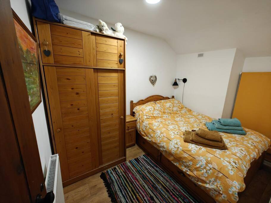 Welsh Miners Cottage Four Bedroom House Treherbert 外观 照片